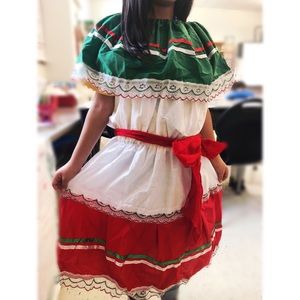 Mexican -Cinco De Mayo- Traditional dress 🇮🇹